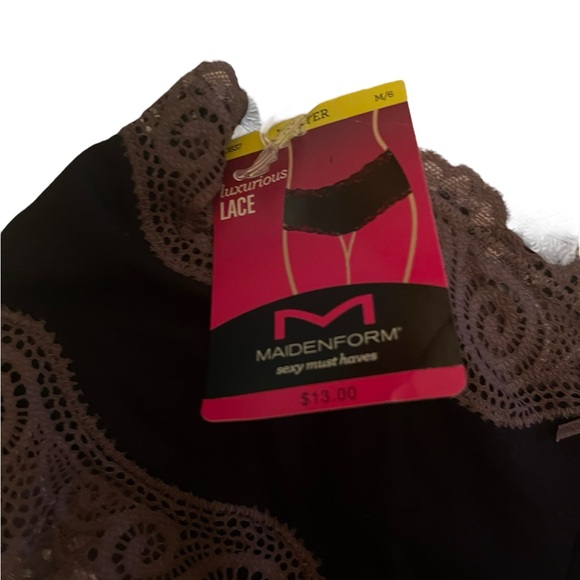 Maidenform hipster luxurious lace panty - Picture 2 of 3